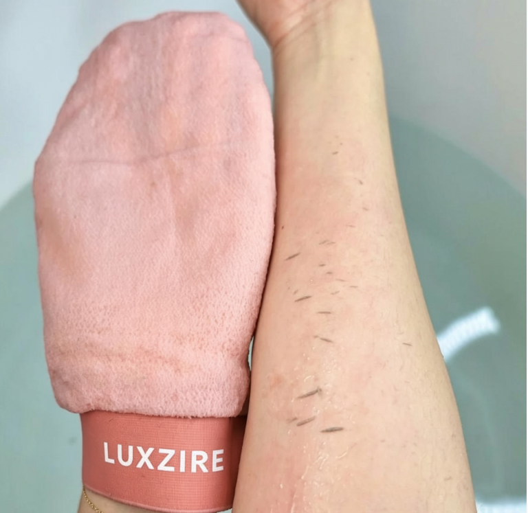 Luxzire Exfoliating Glove